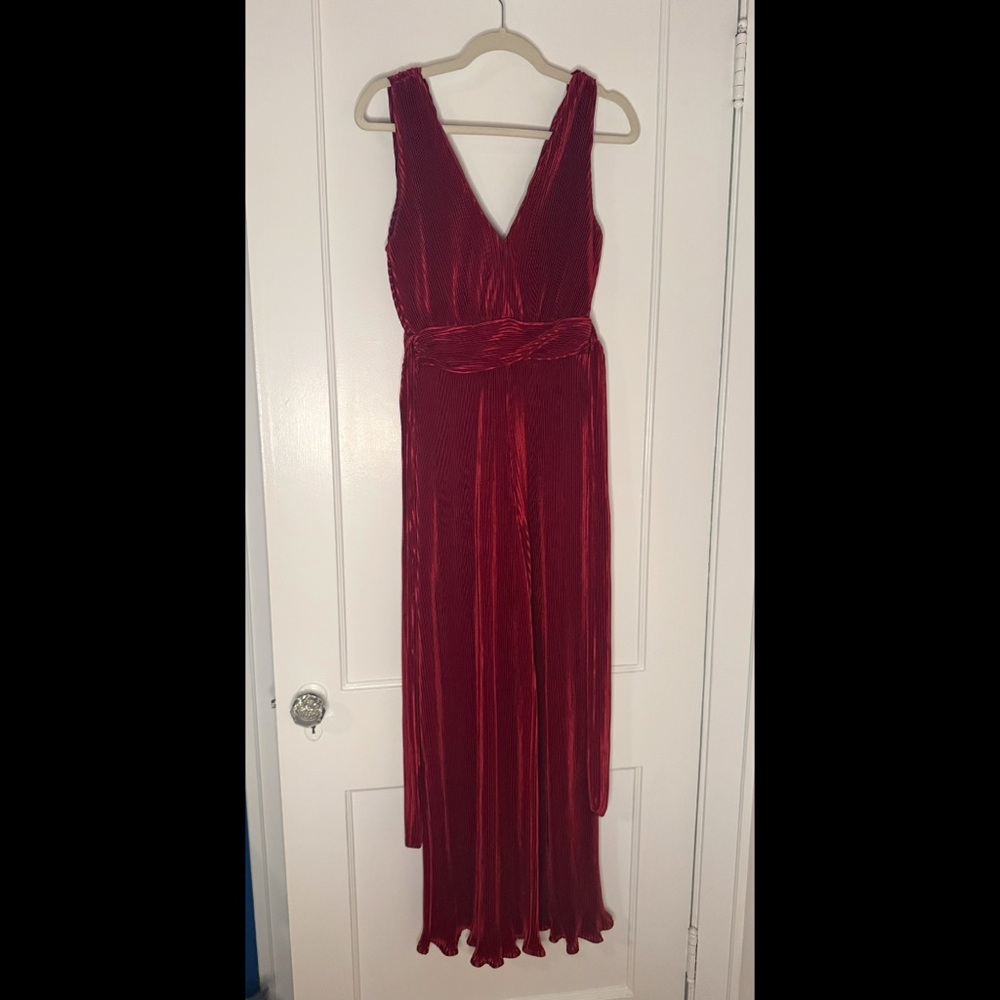 Elegant Red Maxi Dress